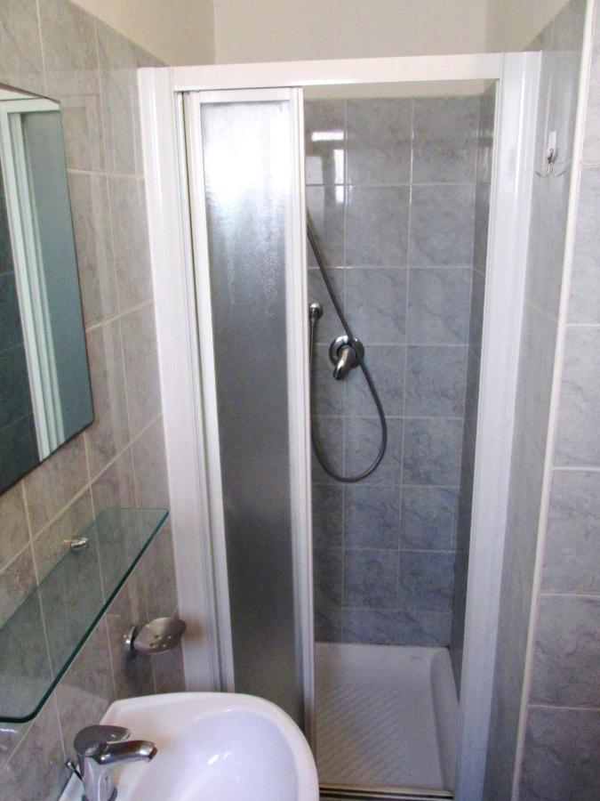 Hotel Zenith Римини Екстериор снимка
